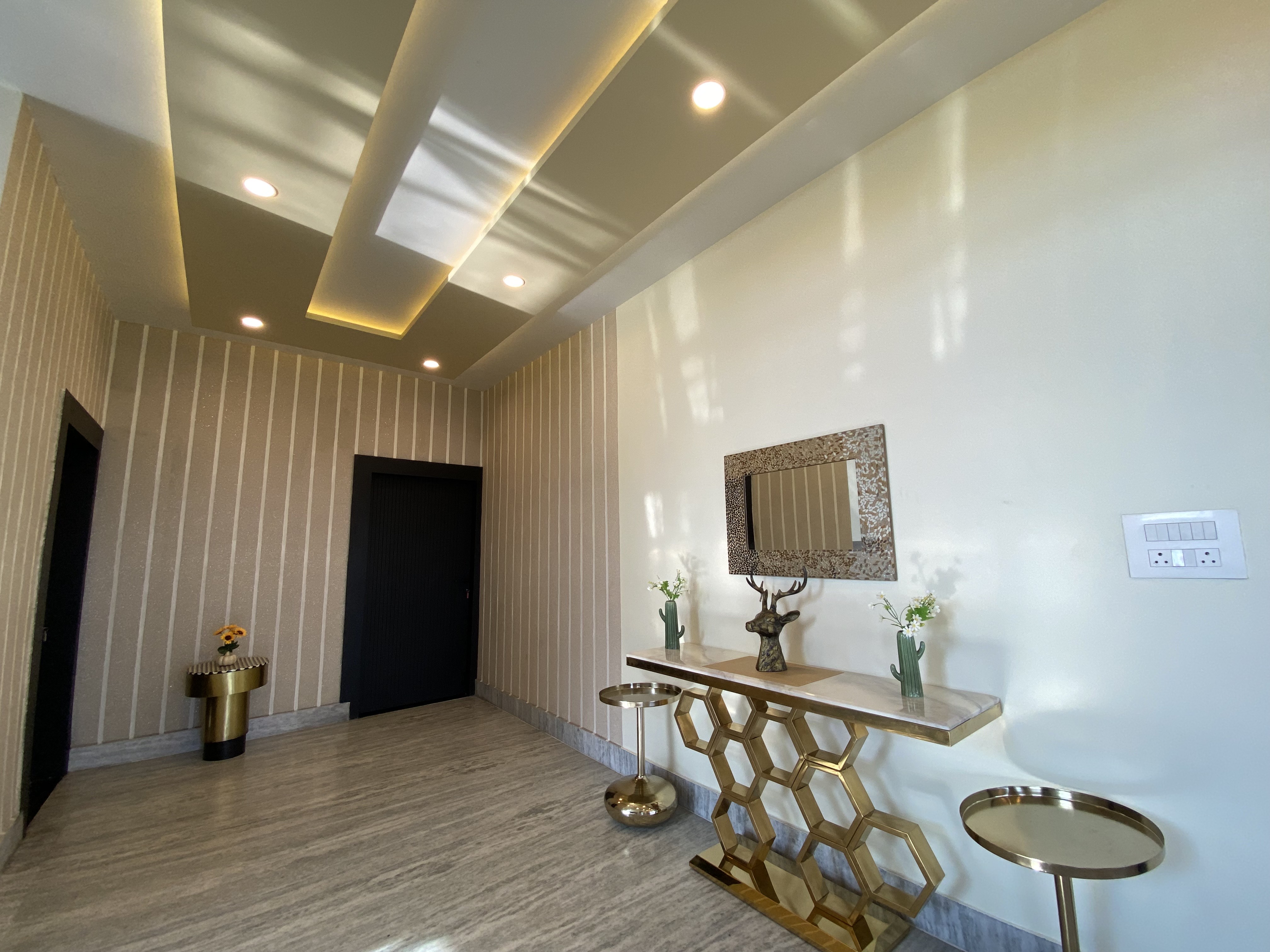 Room ceiling design